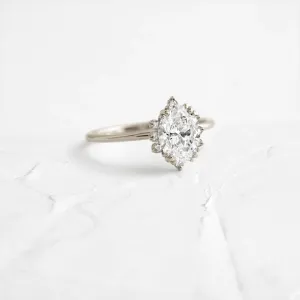 0.1CTW Antique Oval Cut Moissanite Wedding Ring