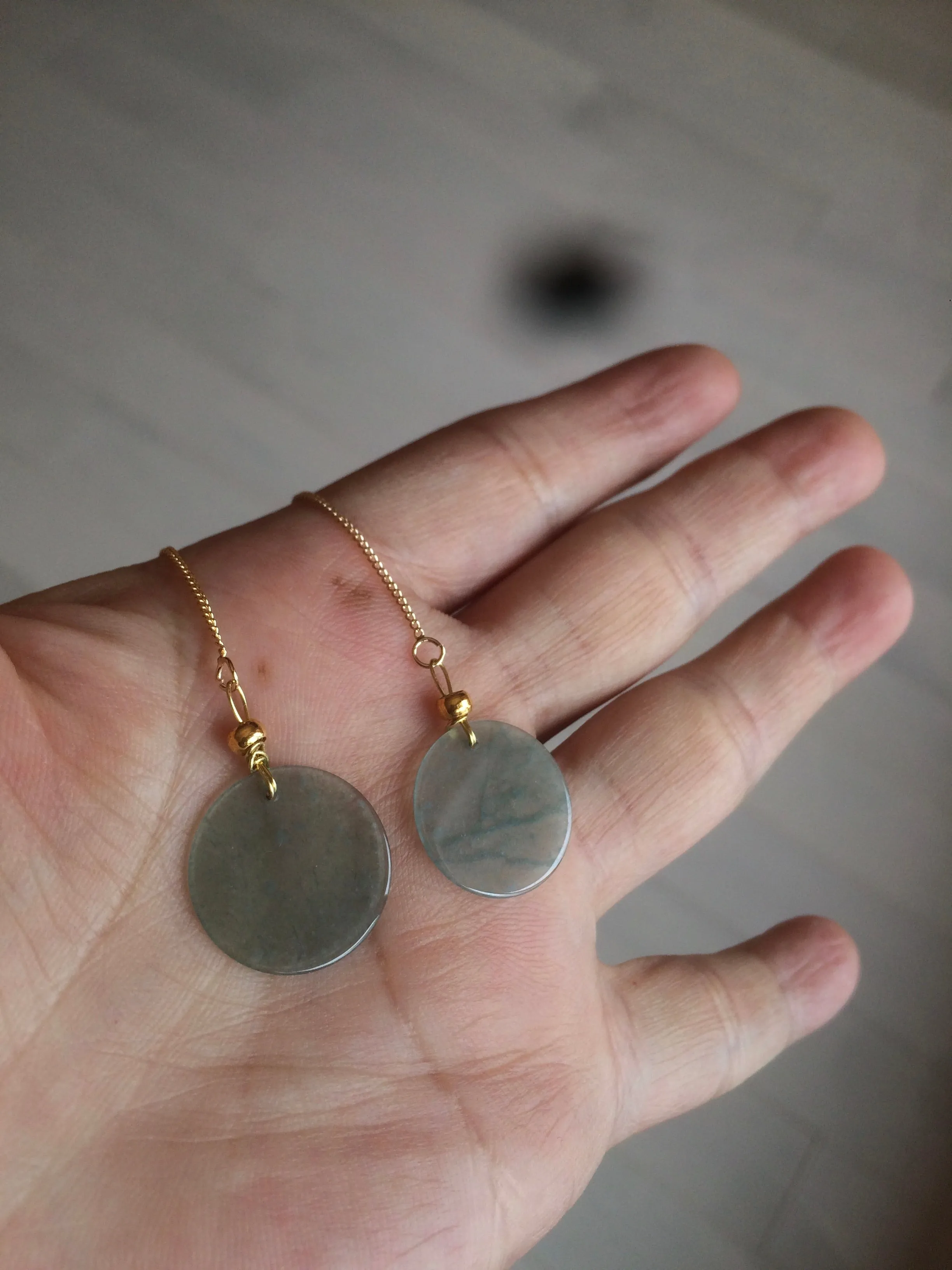 100% Natural icy watery blue/green/gray plate (蝉翼) dangling Guatemala jadeite Jade earring S46