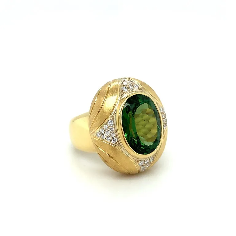 10.31 Carat Green Tourmaline and Diamond Yellow Gold Engraved Dome Ring