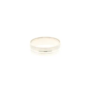 22K White Gold  5.1 Grams Classic Ring