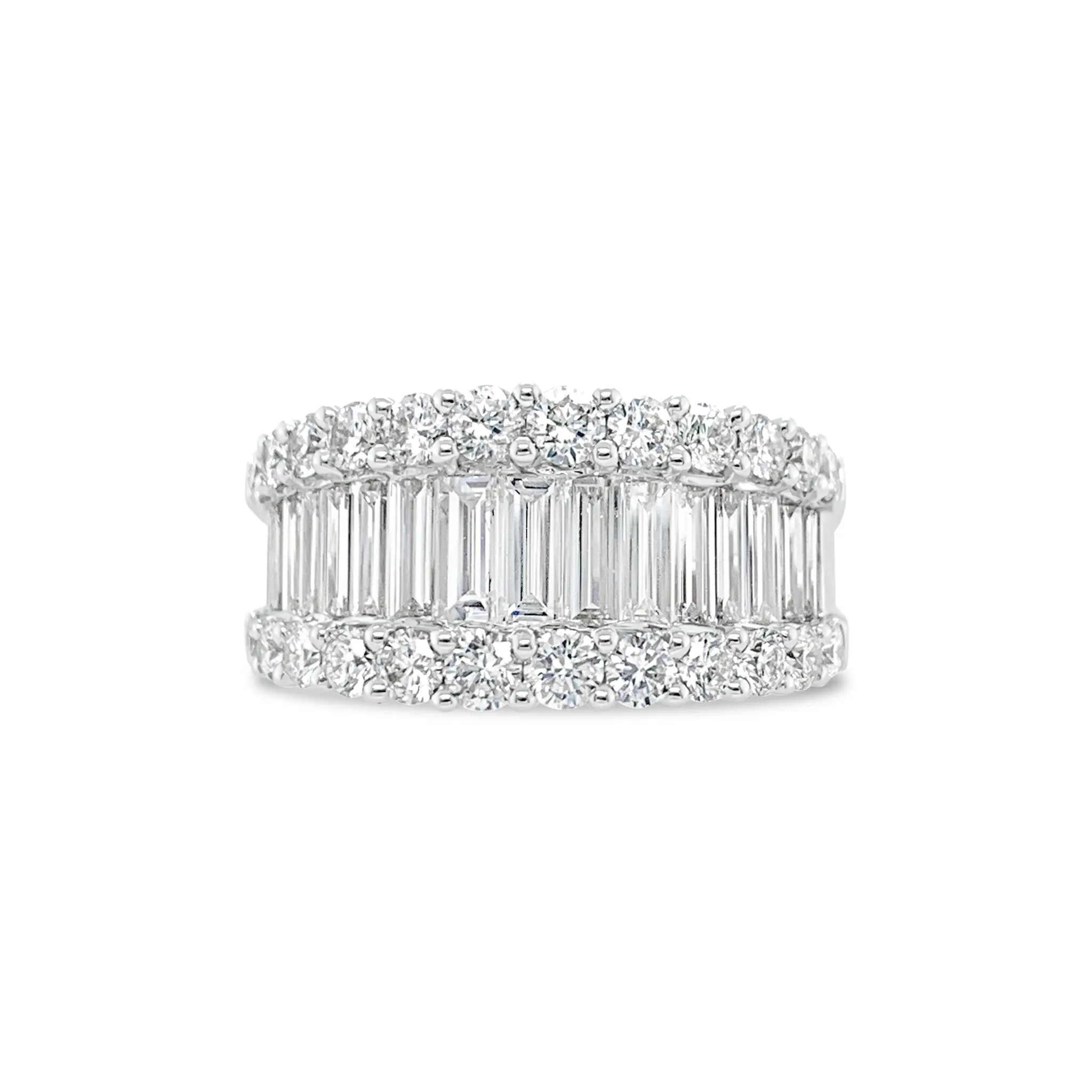 Baguette & Round Diamond Wedding Band