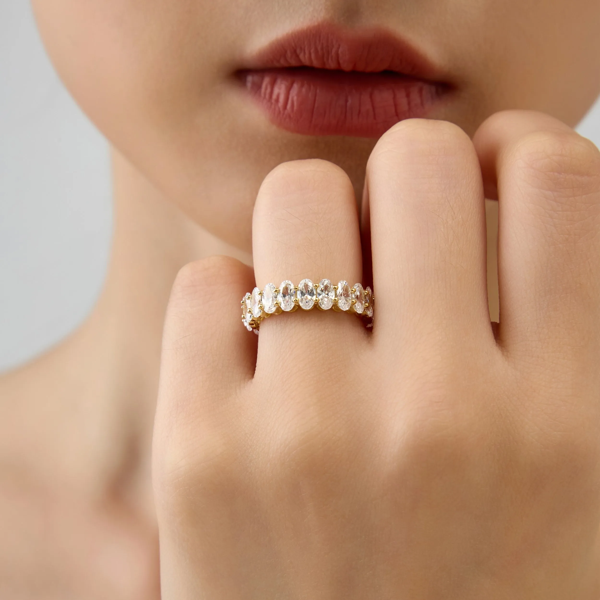 Diamond White Oval Cut Eternity Wedding Band - Gold