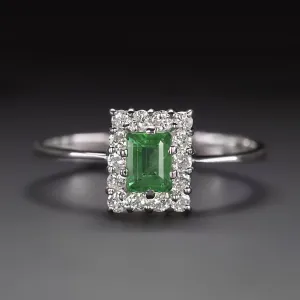 EMERALD DIAMOND HALO COCKTAIL RING 18k WHITE GOLD NATURAL RECTANGLE STEP CUT