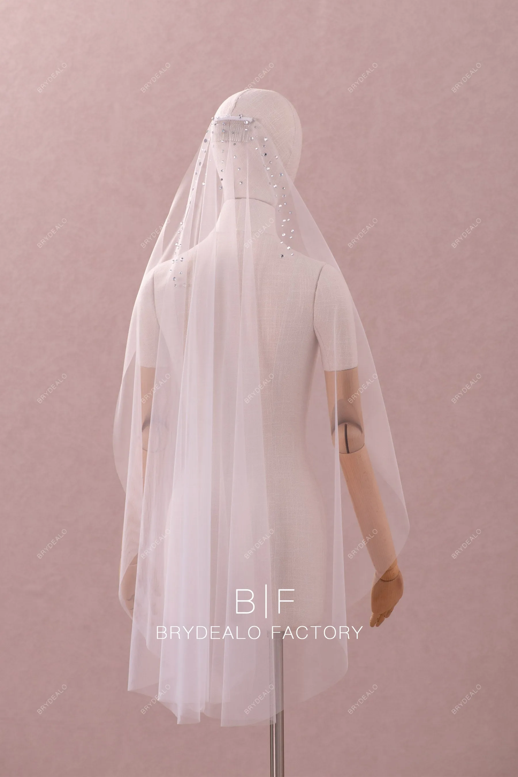 Fingertip Length Single-Tier Sparkly Rhinestones Wedding Veil