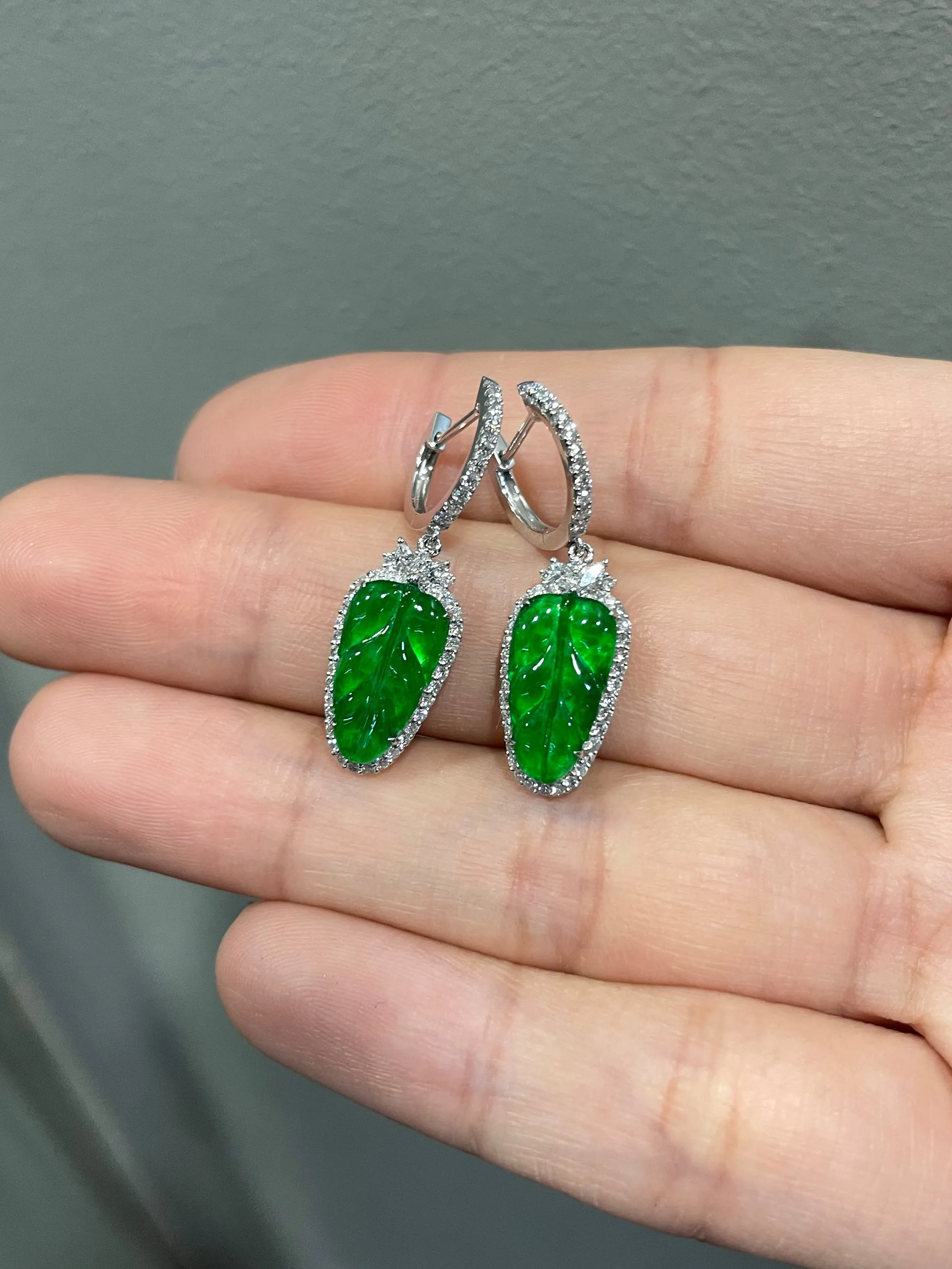Green Jade Earrings - Leaf Carvings (NJE036)