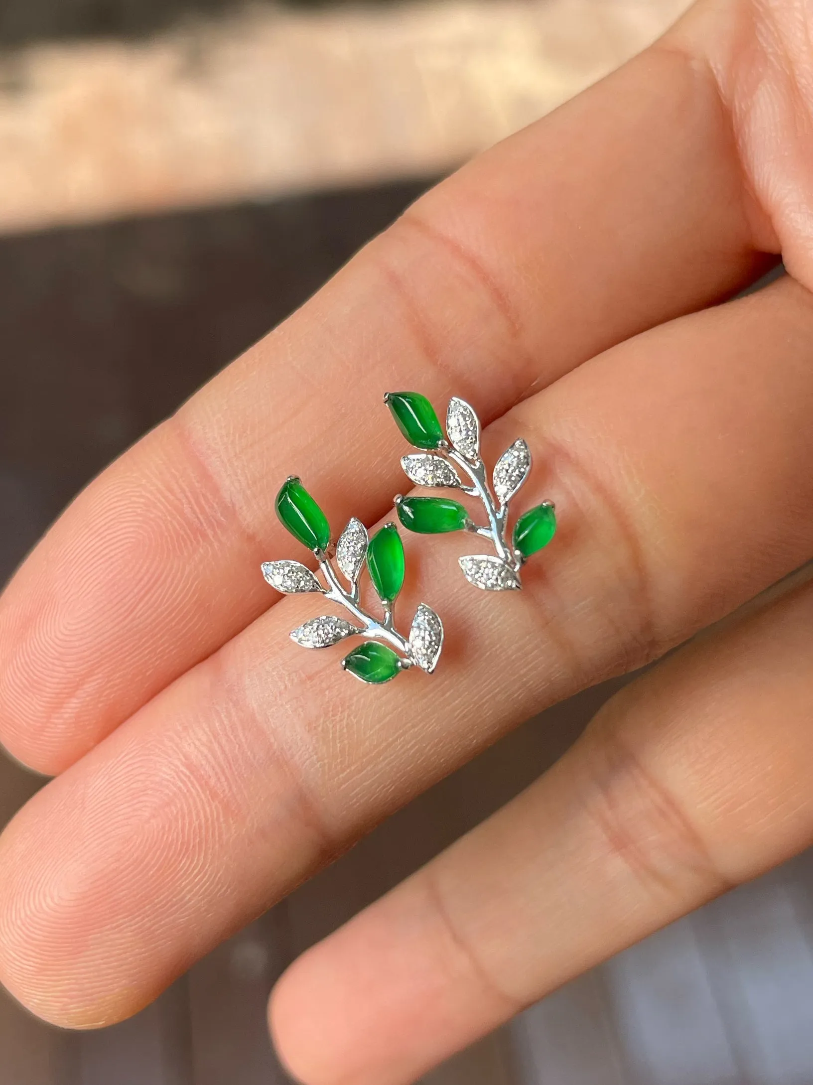 Green Jade Earrings - Leaf (NJE047)