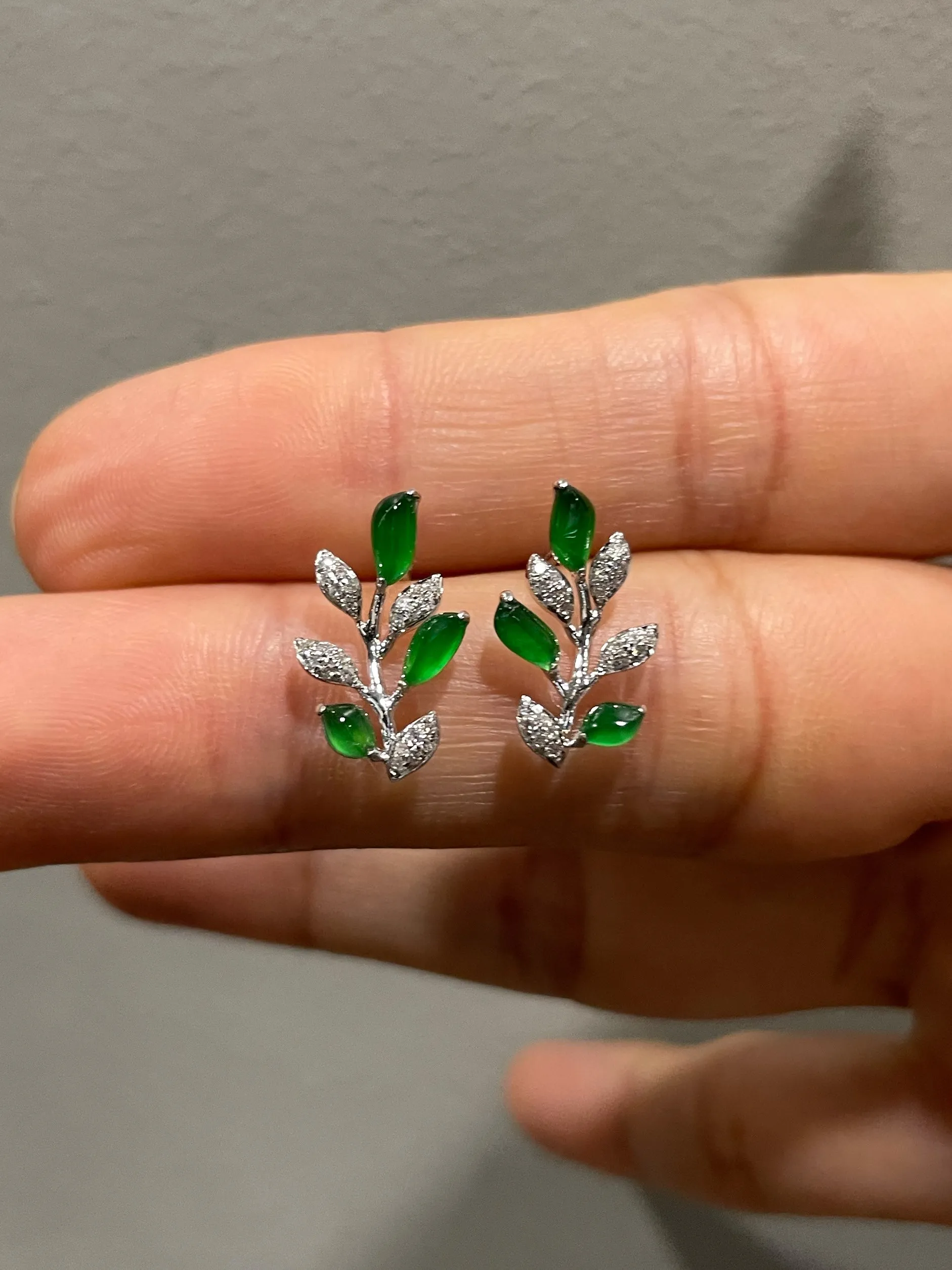 Green Jade Earrings - Leaf (NJE047)