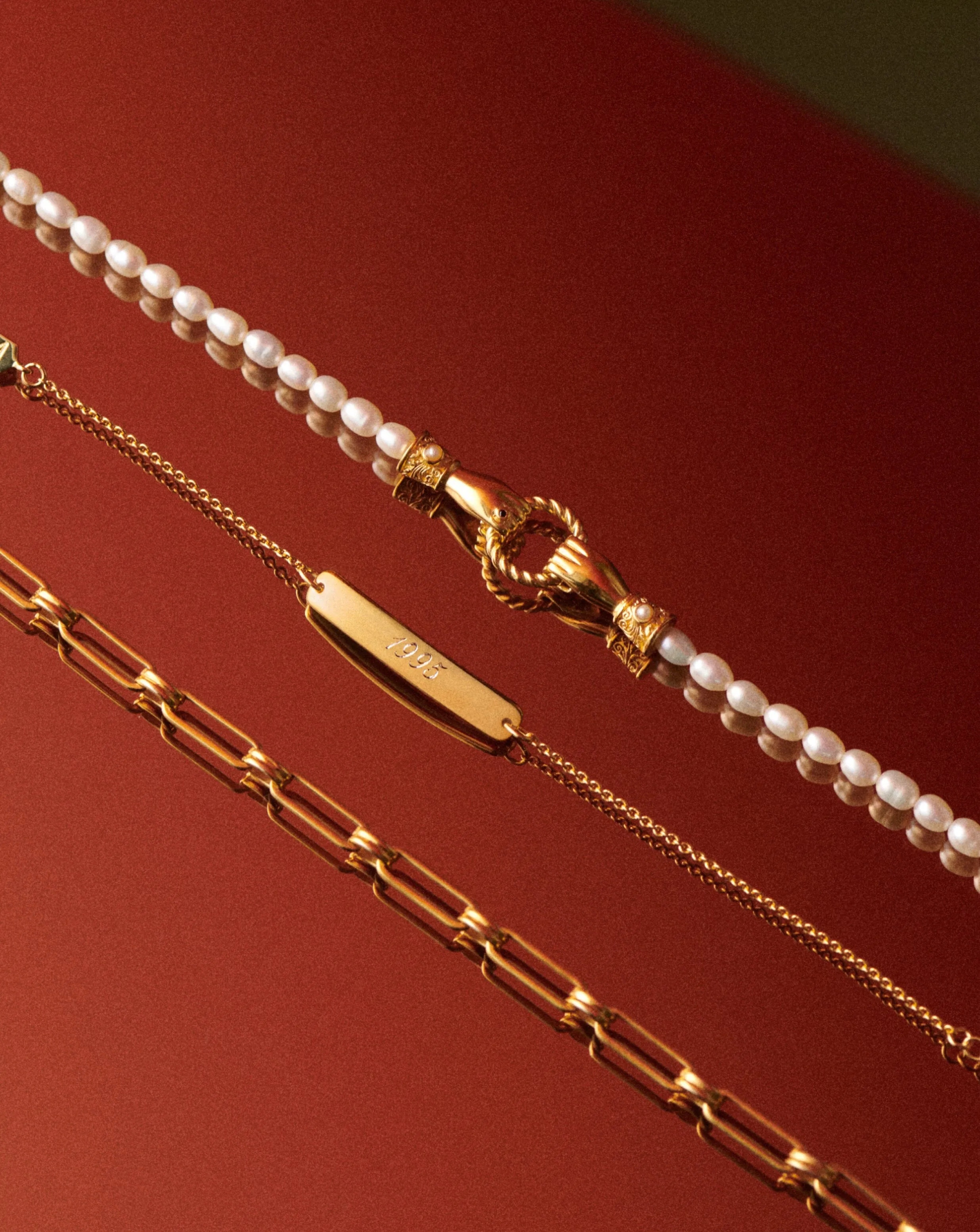 Harris Reed In Good Hands Pearl Bracelet | 18k Gold Plated/Pearl & Black Onyx