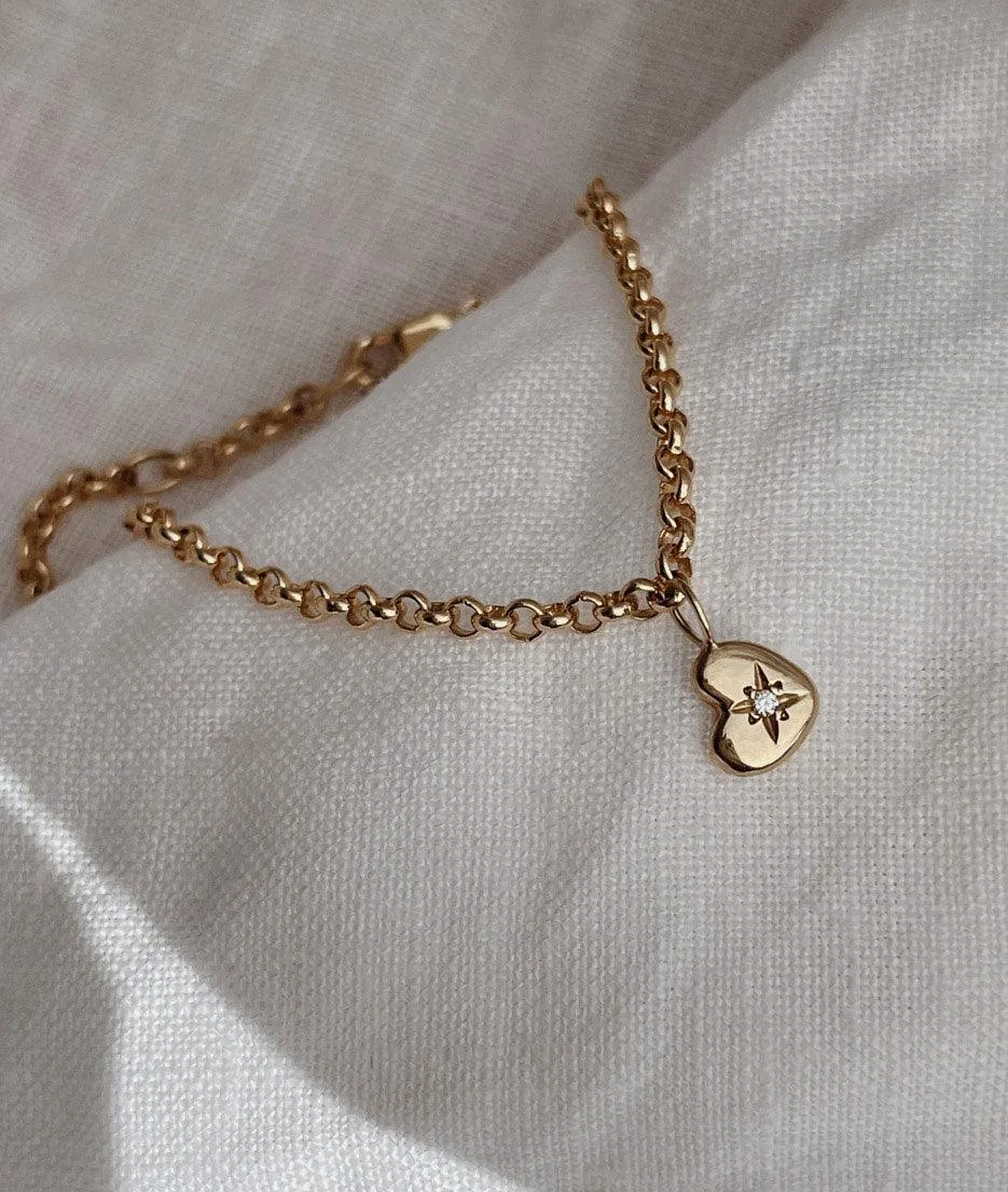 Tiny Heart of Gold Charm bracelet