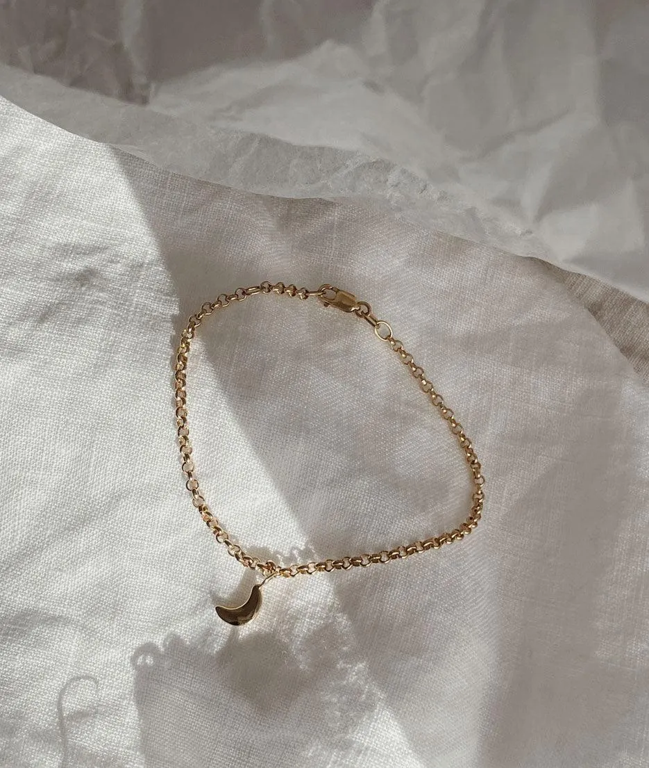 Tiny Moon Charm bracelet