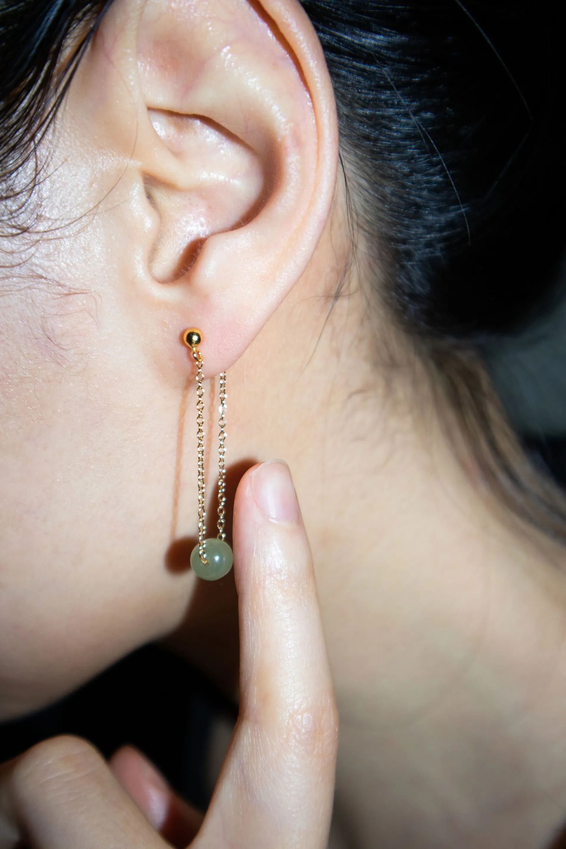 Zodiac collection | Libra — Skinny gold chain jade earrings